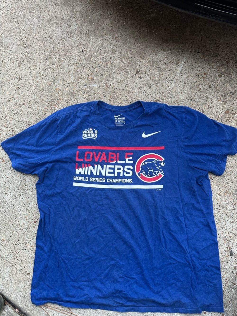 SLIGHTLY USED MEN 2016 WORLD SERIES LOVABLE CHICAGO CUBS NIKE TEE SIZE XXL